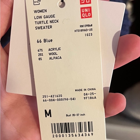 JW Anderson x Uniqlo Turtleneck sweater - Picture 6 of 7